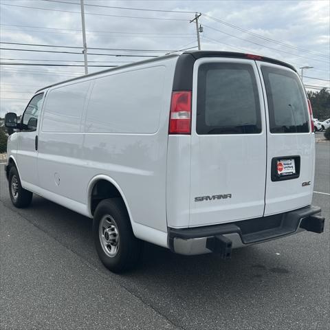 2022 GMC Savana Cargo RWD 2500 Regular Wheelbase Work Van