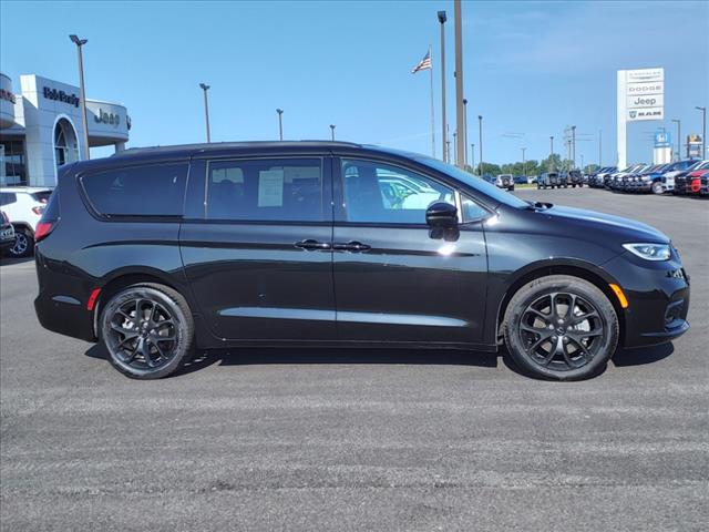 2023 Chrysler Pacifica Touring L AWD