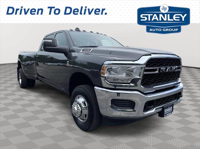 2024 RAM Ram 3500 RAM 3500 TRADESMAN CREW CAB 4X4 8 BOX