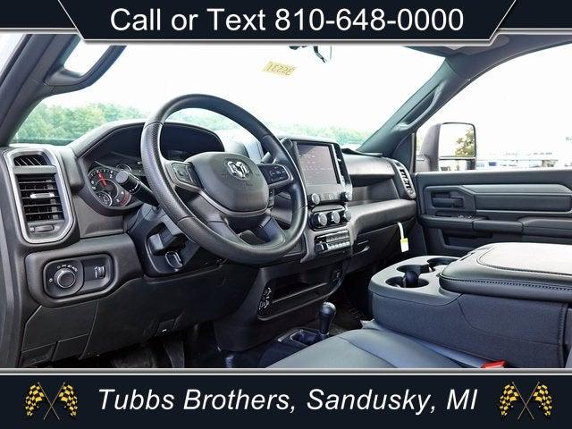 2024 RAM Ram 3500 Chassis Cab RAM 3500 TRADESMAN CHASSIS REGULAR CAB 4X4 60 CA