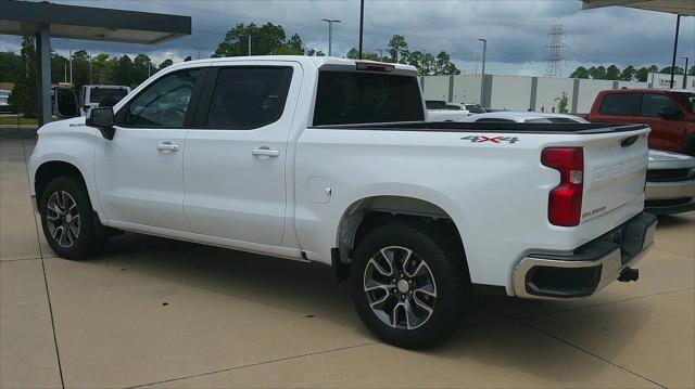 2022 Chevrolet Silverado 1500 4WD Crew Cab Short Bed LT with 2FL