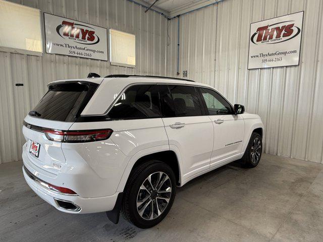 2023 Jeep Grand Cherokee Overland 4x4 2023 Jeep Grand Cherokee Overland 4x4