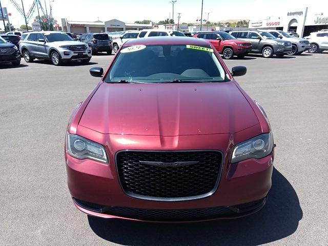 2021 Chrysler 300 Touring