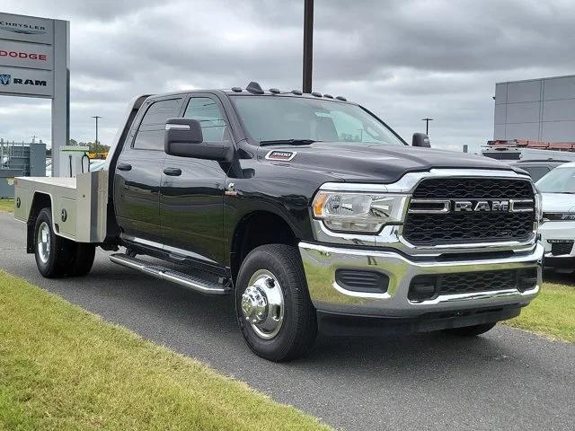 2024 RAM Ram 3500 RAM 3500 TRADESMAN CREW CAB 4X4 8 BOX