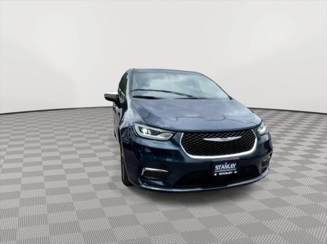 2023 Chrysler Pacifica Hybrid Limited