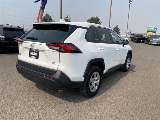 2023 Toyota RAV4 LE