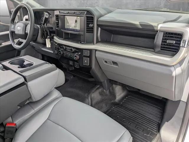 2024 Ford F-550 XL