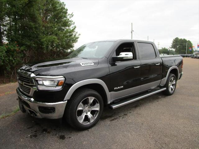 2020 RAM 1500 Laramie Crew Cab 4x4 57 Box