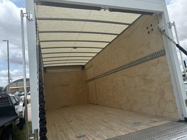 2025 Chevrolet 5500 176" Wheelbase