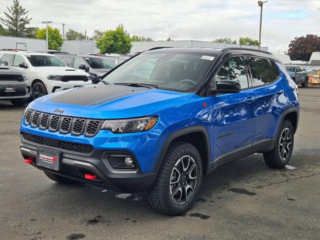 2025 Jeep Compass COMPASS TRAILHAWK 4X4