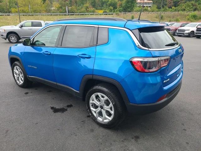 2025 Jeep Compass COMPASS LATITUDE 4X4