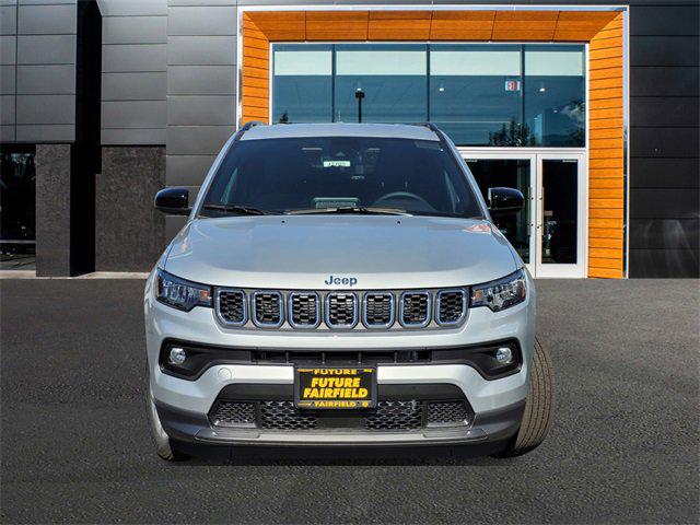 2025 Jeep Compass COMPASS LATITUDE 4X4