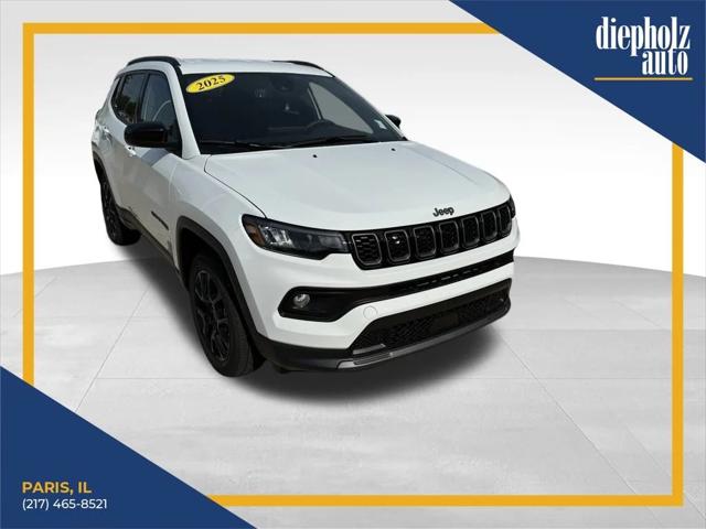 2025 Jeep Compass COMPASS LATITUDE 4X4