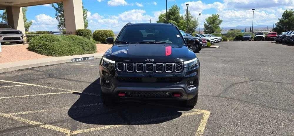 2025 Jeep Compass COMPASS TRAILHAWK 4X4