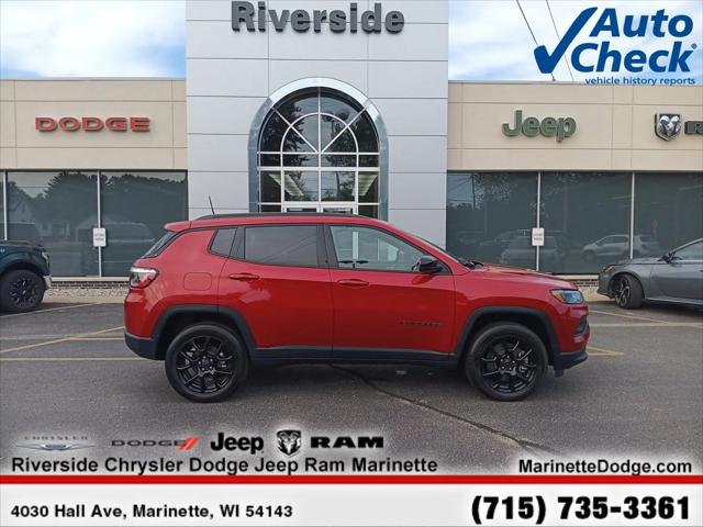 2025 Jeep Compass COMPASS LATITUDE 4X4