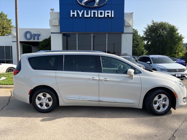 2017 Chrysler Pacifica