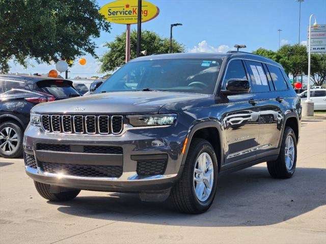 2023 Jeep Grand Cherokee L Laredo 4x2