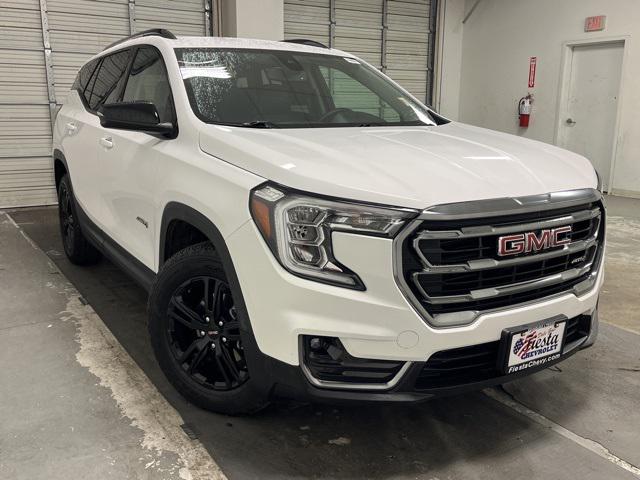 2024 GMC Terrain AWD AT4