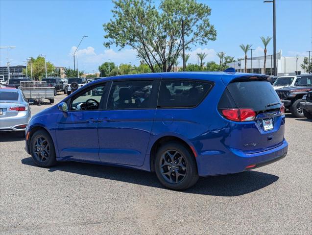 2020 Chrysler Pacifica Touring