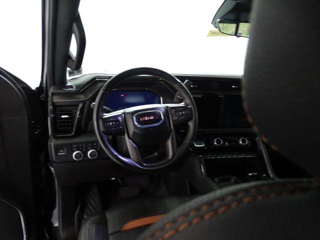 2024 GMC Sierra 2500HD 4WD Crew Cab Standard Bed AT4