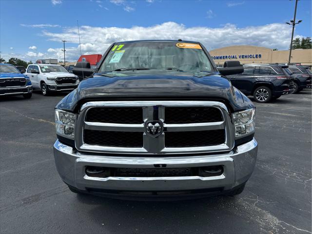 2017 RAM 2500 SLT Crew Cab 4x4 64 Box