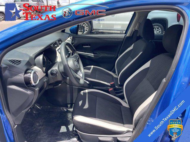 2021 Nissan Versa SV Xtronic CVT