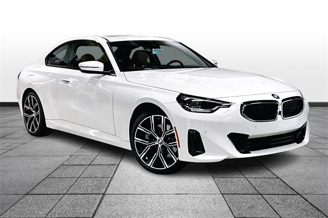 2024 BMW 230