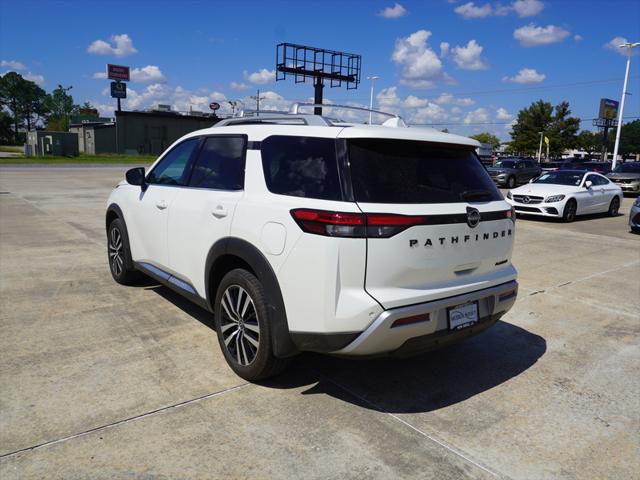 2024 Nissan Pathfinder Platinum FWD