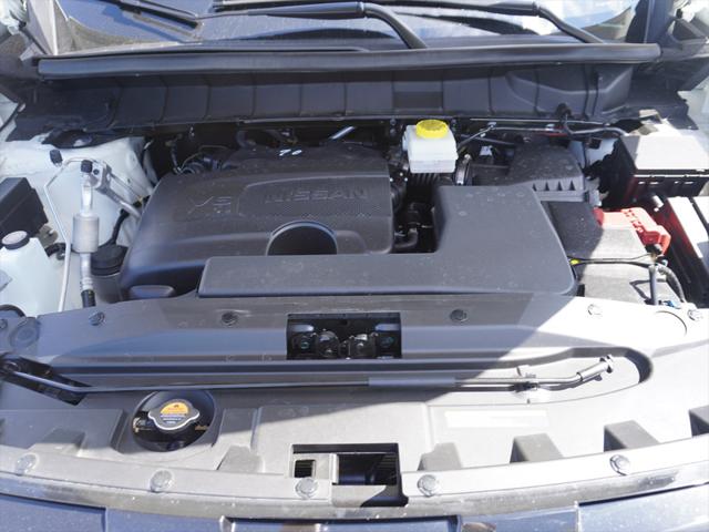 2024 Nissan Pathfinder Platinum FWD
