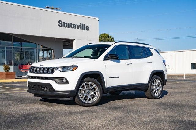 2025 Jeep Compass COMPASS LATITUDE 4X4