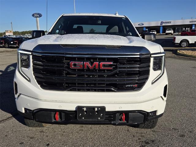 2023 GMC Sierra 1500 4WD Crew Cab Short Box AT4