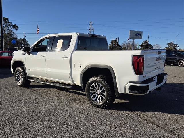 2023 GMC Sierra 1500 4WD Crew Cab Short Box AT4