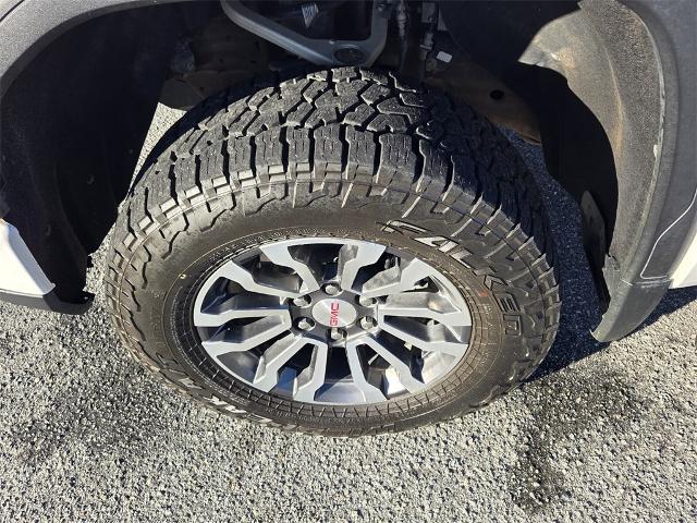 2023 GMC Sierra 1500 4WD Crew Cab Short Box AT4
