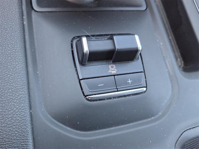 2023 GMC Sierra 1500 4WD Crew Cab Short Box AT4