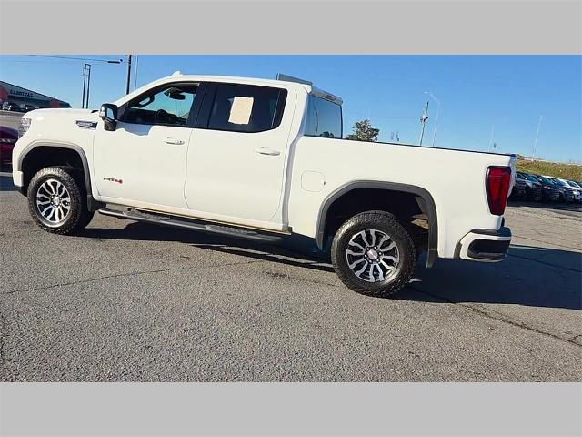 2023 GMC Sierra 1500 4WD Crew Cab Short Box AT4