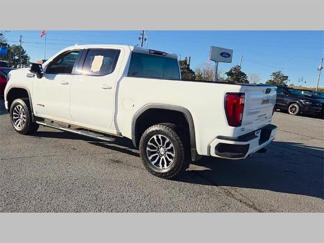 2023 GMC Sierra 1500 4WD Crew Cab Short Box AT4