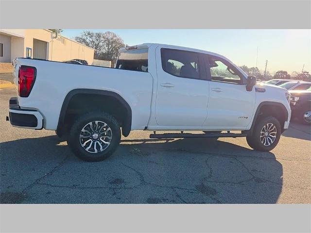 2023 GMC Sierra 1500 4WD Crew Cab Short Box AT4