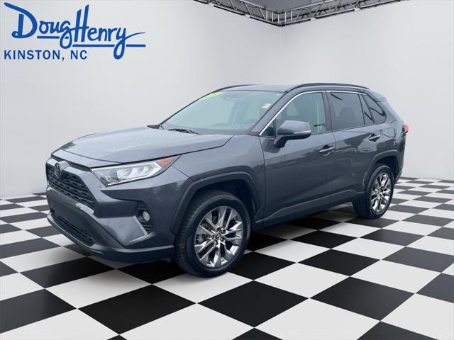 2020 Toyota RAV4 XLE Premium