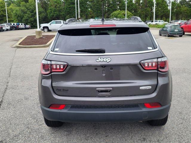 2022 Jeep Compass Latitude FWD