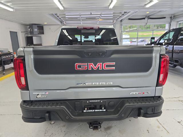 2023 GMC Sierra 1500 4WD Crew Cab Short Box AT4X