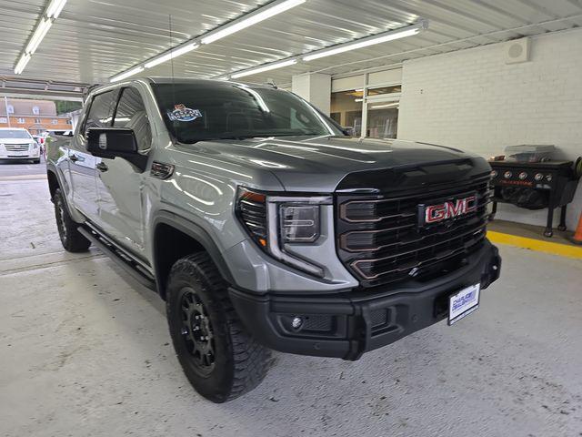 2023 GMC Sierra 1500 4WD Crew Cab Short Box AT4X