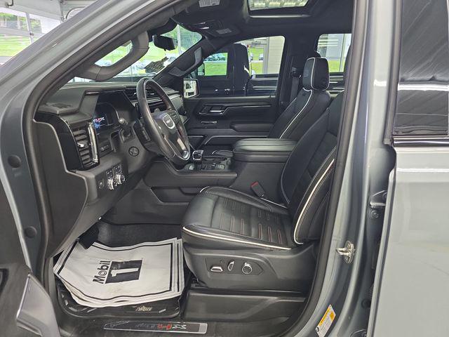 2023 GMC Sierra 1500 4WD Crew Cab Short Box AT4X