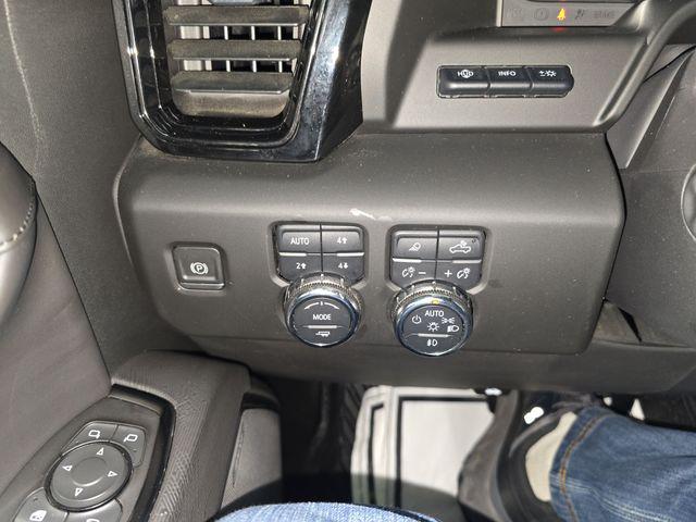 2023 GMC Sierra 1500 4WD Crew Cab Short Box AT4X