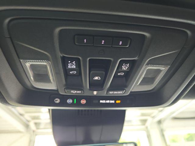 2023 GMC Sierra 1500 4WD Crew Cab Short Box AT4X