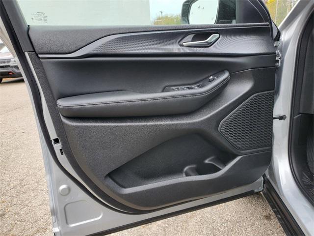 2024 Jeep Grand Cherokee L Altitude X 4x4