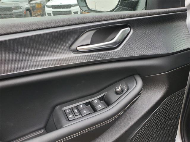 2024 Jeep Grand Cherokee L Altitude X 4x4