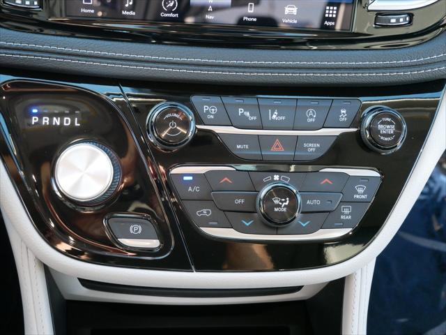 2023 Chrysler Pacifica Limited AWD