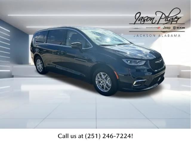 2024 Chrysler Pacifica PACIFICA TOURING L