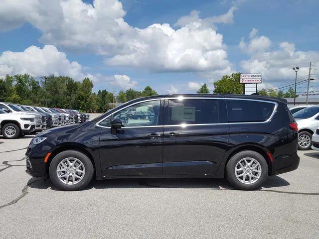 2024 Chrysler Pacifica PACIFICA TOURING L