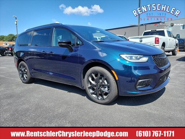 2024 Chrysler Pacifica PACIFICA LIMITED AWD